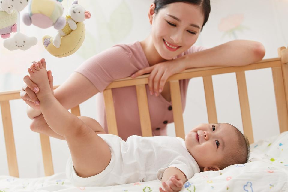 女孩名字田雨露是什么意思？名字田雨露的含义是什么？